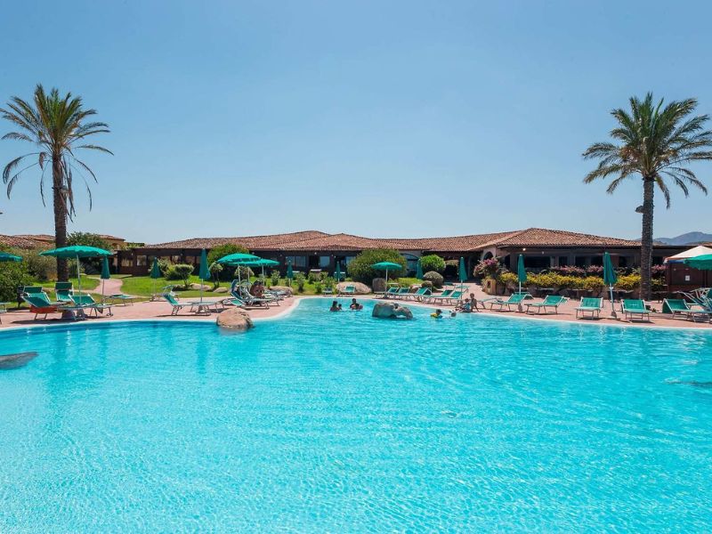 Baia dei Pini Resort